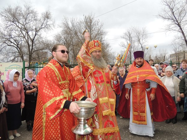 «Смерть поправый, и Фому уверивый, Господи слава Тебе!»