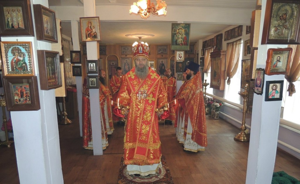 Божественная литургия в храме святителя Феофана, Затворника еп. Вышенского.