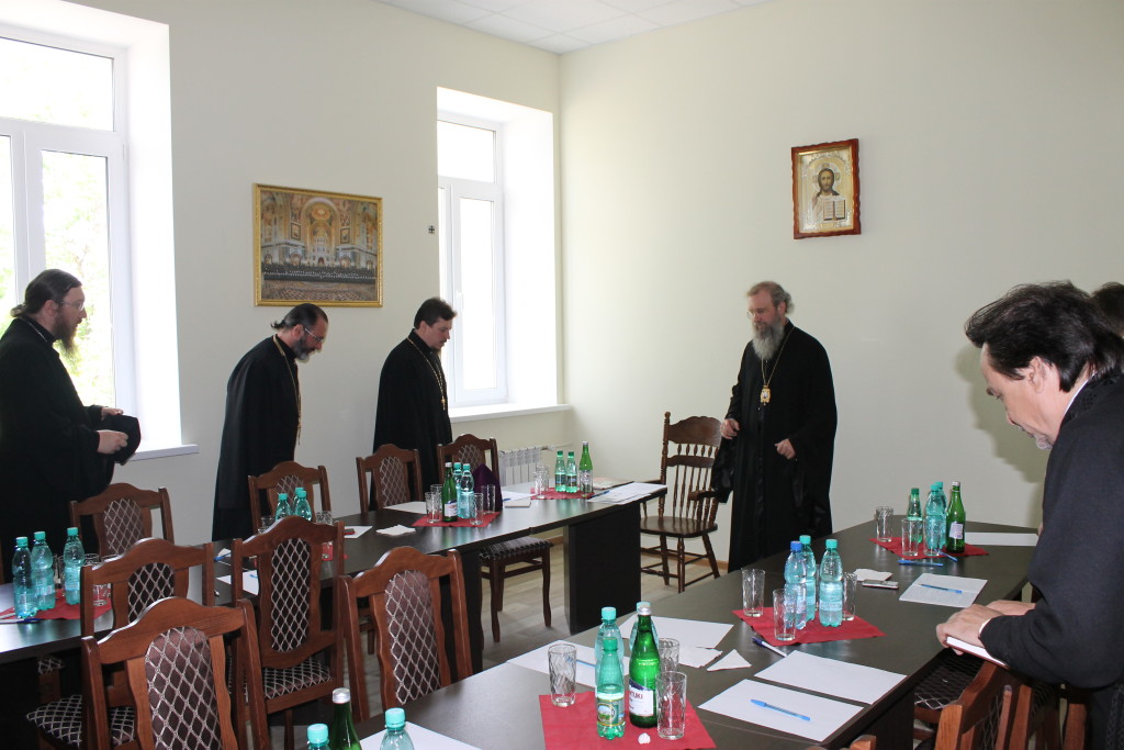 Под председательством епископа Урюпинского и Новоаннинского Елисея состоялось расширенное заседание епархиального совета.