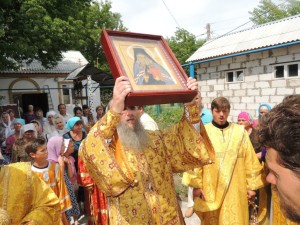 Божественная литургия в храме свт. Феофана Затворника Вышенского