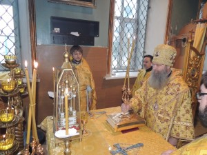Божественная литургия в Покровском кафедральном соборе
