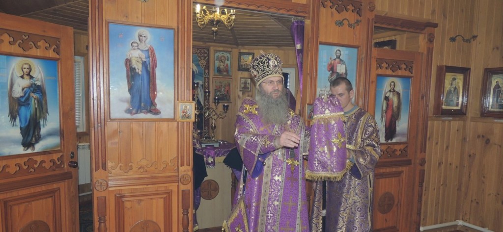 Заупокойное Вечернее богослужение в храме прп. Агапита Печерского в г. Михайловке. Заупокойное Вечернее богослужение в храме прп. Агапита Печерского в г. Михайловке.