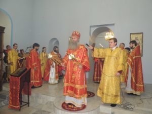 В праздник Светлого Христова Воскресения епископ Елисей возглавил торжественное Пасхальное богослужение.