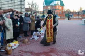 Праздничное Пасхальное Богослужение в Михайловке.