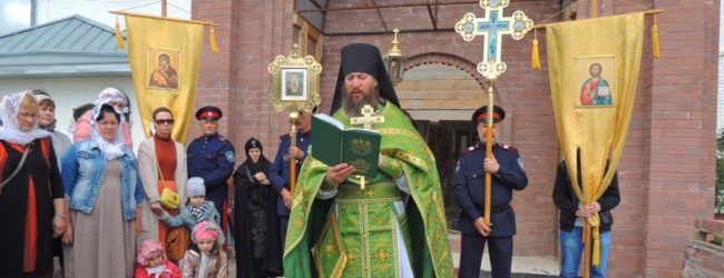 Праздник Святой Троицы в Свято-Троицкой обители Каменно-Бродского мужского монастыря.