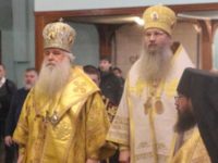 Божественная литургия в Свято-Духовом мужском монастыре г.Волгограда.