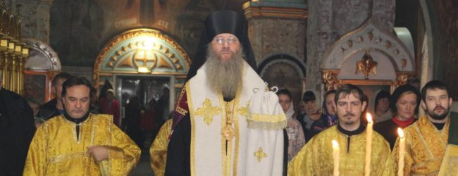 Всенощное Бдение в Покровском кафедральном Соборе в канун Дня памяти св. вмц. Варвары.