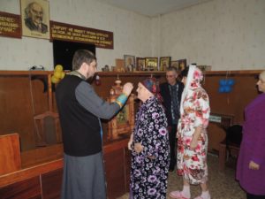 Фотогалерея "Урюпинская икона в ОНКО г. Урюпинска" Урюпинская икона Божией Матери в онкологическом отделении.