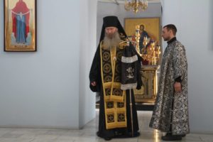 Епископ Елисей совершил заупокойную литию по погибшим прихожанам в Георгиевском соборе Кизляра