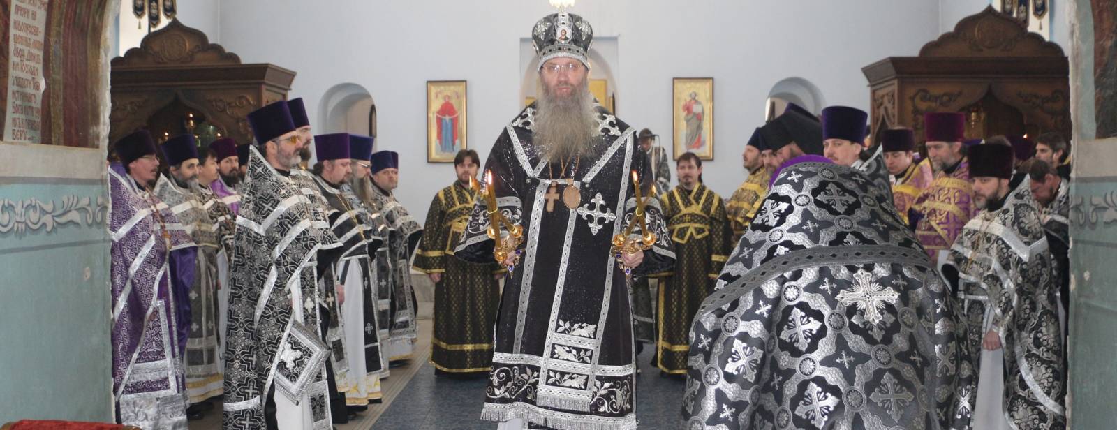 Божественная литургия Преждеосвященных даров в Покровском кафедральном соборе г. Урюпинска