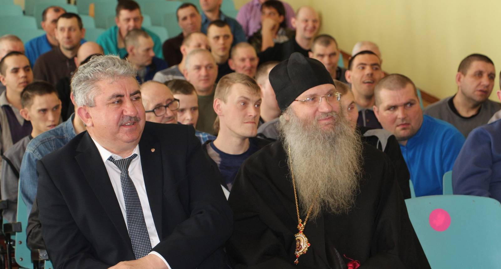 Епископ Урюпинский и Новоаннинский Елисей посетил ПНИ г. Урюпинска.