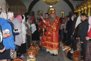 Торжественное Пасхальное богослужение в Покровском кафедральном соборе г. Урюпинска