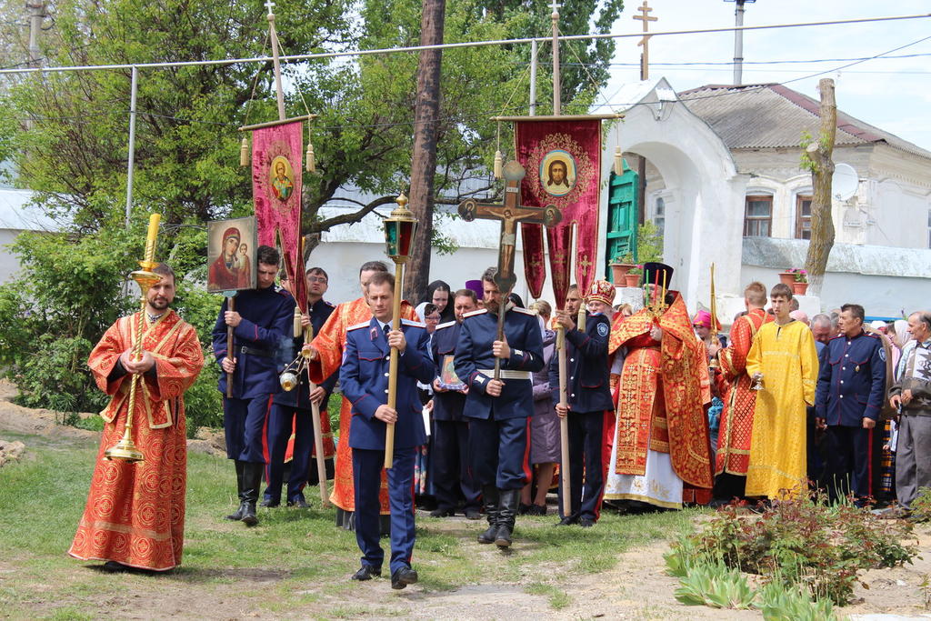 Праздничное богослужение в храме Воскресения Господня г.Серафимовича.