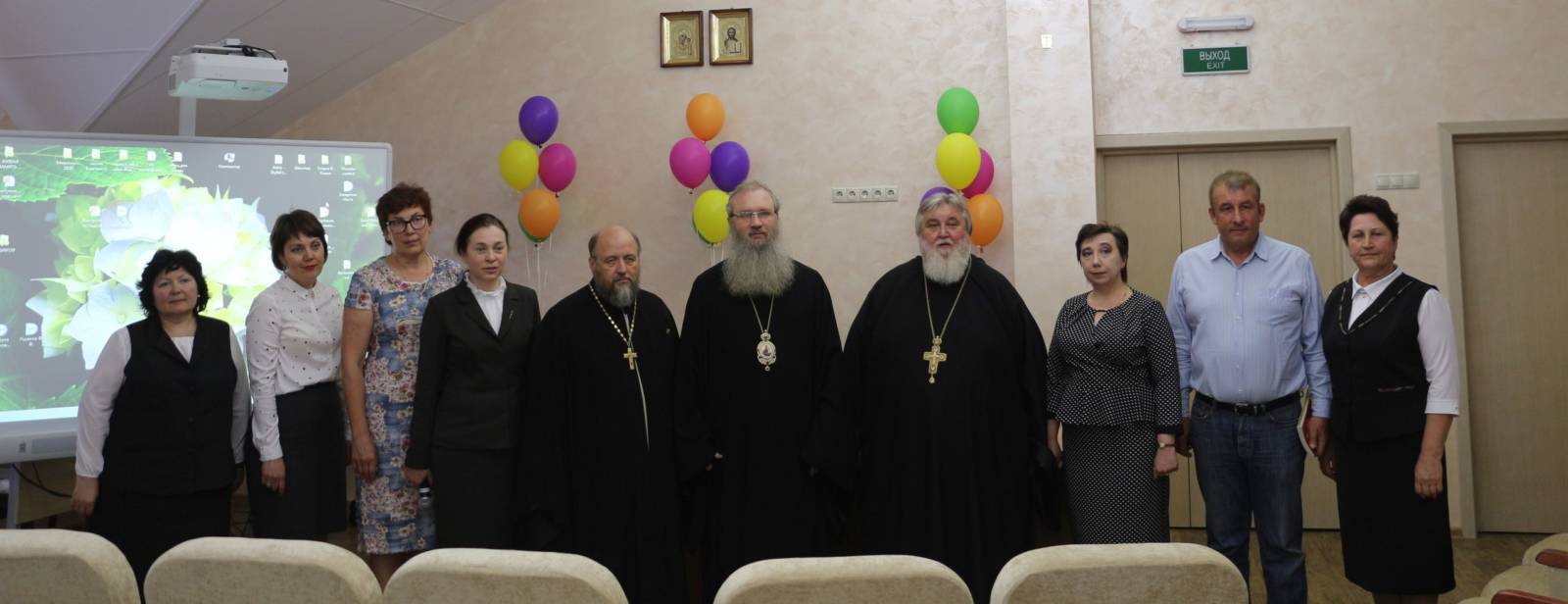 Епископ Елисей посетил православную гимназию в г. Фролово.
