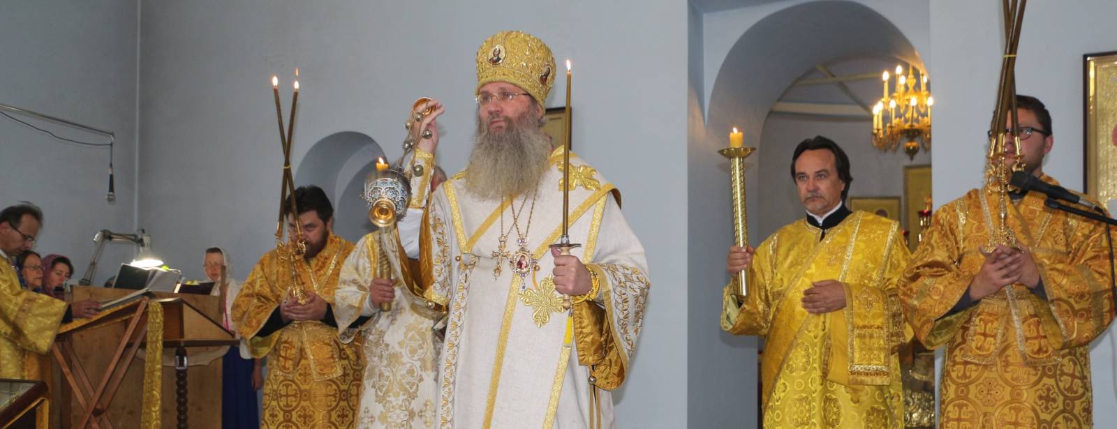 Служение епископа Елисея в канун дня памяти Собора Всех святых в земле Российской просиявших.