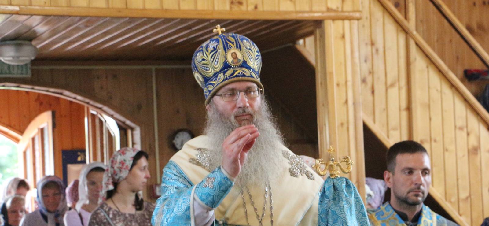 В канун Дня празднования Явление иконы Пресвятой Богородицы во граде Казани.