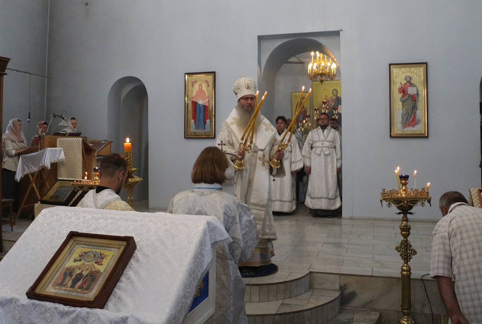 В канун празднования Вознесения Господня.