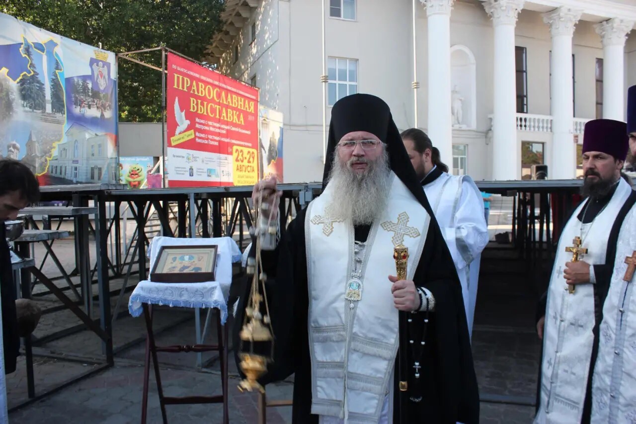 Школьный молебен Михайловка