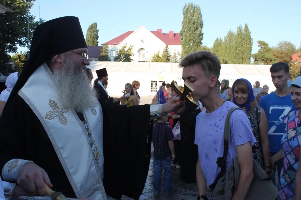 Школьный молебен Михайловка