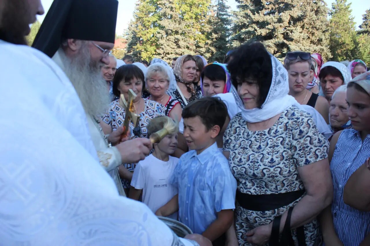 Школьный молебен Михайловка