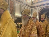 Литургия в кафедральном соборном Храме Христа Спасителя г. Москвы.