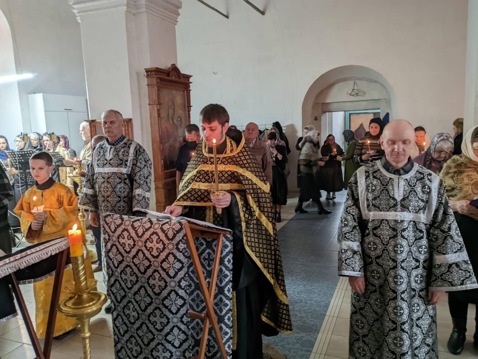 Утреня четвертка Великого канона с чтением Великого покаянного канона преподобного Андрея Критского и жития преподобной Марии Египетской («Мариино стояние»)