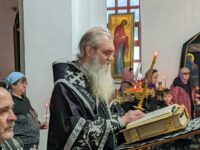 Великая вечерня с чином Пассии в Покровском кафедральном соборе г. Урюпинска.