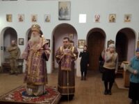 Вечернее богослужение в Свято-Троицком Каменно-Бродском Белогорском мужском монастыре с. Каменный брод, Ольховского р-на.