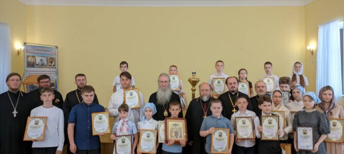 В Урюпинской епархии прошёл IV епархиальный конкурс чтецов на церковнославянском языке