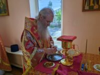 Епископ Елисей совершил первую Божественную литургию в духовно-социальном центре имени святителя Иоанна Милостивого