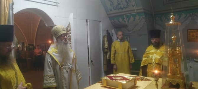 Всенощное бдение в храме Трёх Святителей с. Ольховка Всенощное бдение в храме Трёх Святителей с. Ольховка