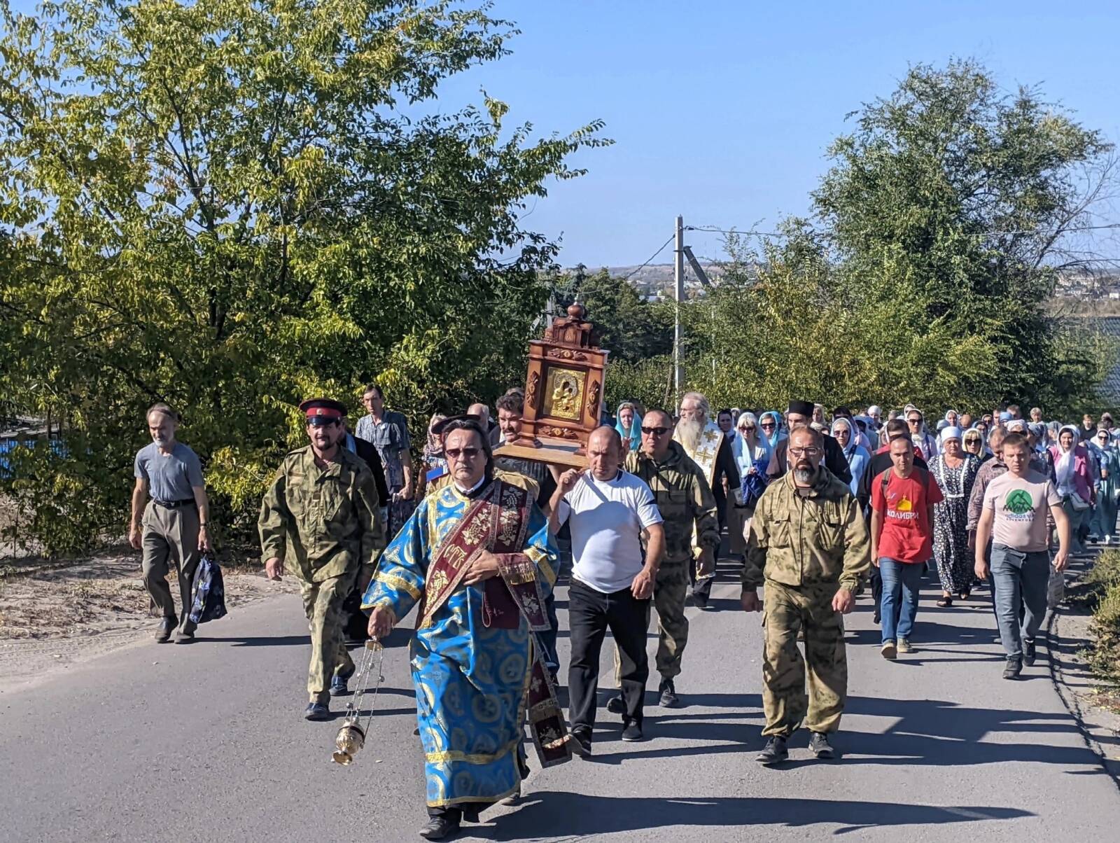 КРЕСТНЫЙ ХОД ВОКРУГ ГОРОДА С ЧУДОТВОРНОЙ ИКОНОЙ БОЖИЕЙ МАТЕРИ «УРЮПИНСКАЯ»