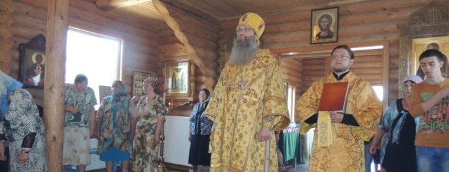 Божественная литургия в храме Святой Троицы в ст. Сергиевской.