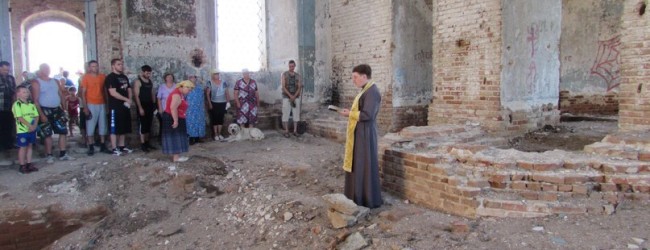 Молебен перед началом всякого доброго дела в храме Архистратига Михаила.