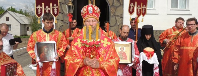 Божественная литургия в храме вмч. Георгия Победоносца.