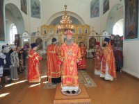 Божественная литургия и панихида в храме Преображения Господня.