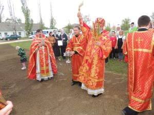 01 Божественная литургия в храме Блж. Матроны Московской