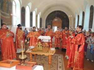 02  Божественная литургия и панихида в храме Преображения Господня