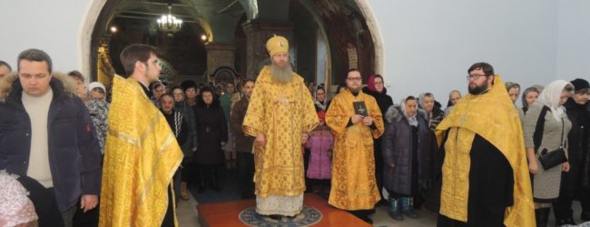 Вечерня с чином прощения в Покровском кафедральном соборе г. Урюпинска.