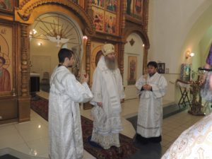 Праздничная Божественная Литургия в храме в честь Сретения Господня в ст. Михайловской