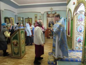 Праздничная Божественная литургия в храме прп. Сергия игумена Радонежского г. Урюпинска