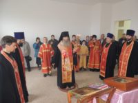 Пасхальный молебен в социально-реабилитационном центре для женщин оказавшихся в трудной жизненной ситуации при храме прп. Исаака Сирина в г. Новоаннинский.