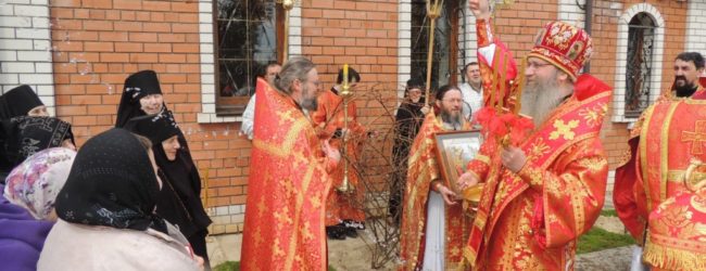 Служение епископа Елисея в пятницу Светлой седмицы.