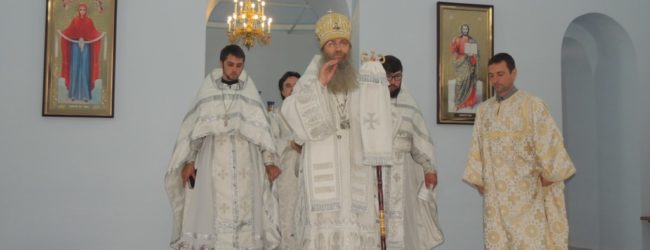 В праздник Вознесения Господня епископ Елисей возглавил служение Божественной литургии в Покровском кафедральном соборе г. Урюпинска.