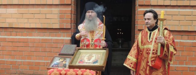 Молебное пение с чтением акафиста Урюпинской иконе Божией Матери.