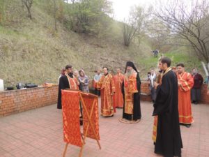 Молебное пение с чтением акафиста Урюпинской иконе Божией Матери.