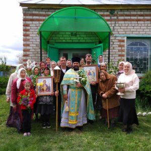 Праздничное богослужение в день Святой Троицы в храме Святой Троицы в с. Лемешкино