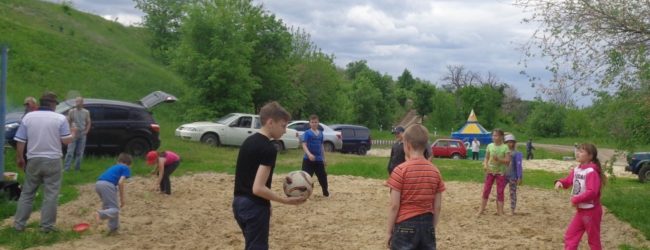 Участники православного объединения «Семейный очаг» посетили с.Краишево.