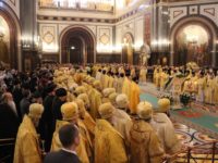 Божественная литургия в Храме Христа Спасителя в г. Москве.