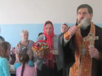 Праздничное Пасхальное богослужение в Еланском храме Сошествия Святого Духа